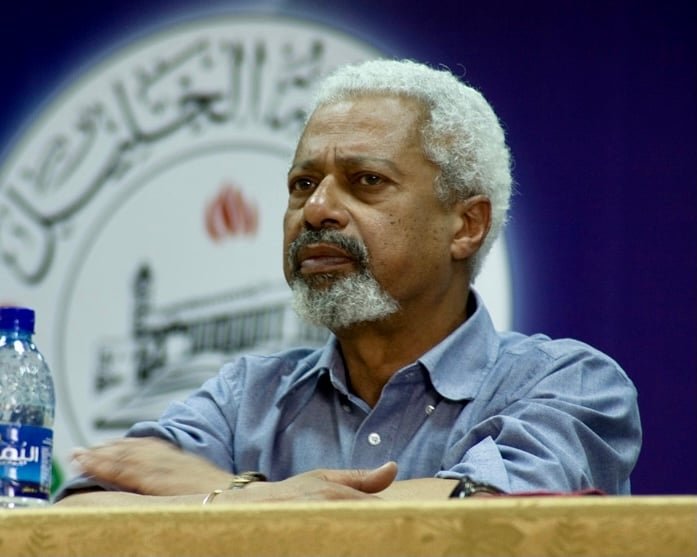 2021 - O tanzaniano Abdulrazak Gurnah foi premiado por seus romances sobre migração e colonialismo. Em Paraíso, descreve a África Oriental marcada por rupturas históricas e culturais, com compaixão e riqueza de detalhes.