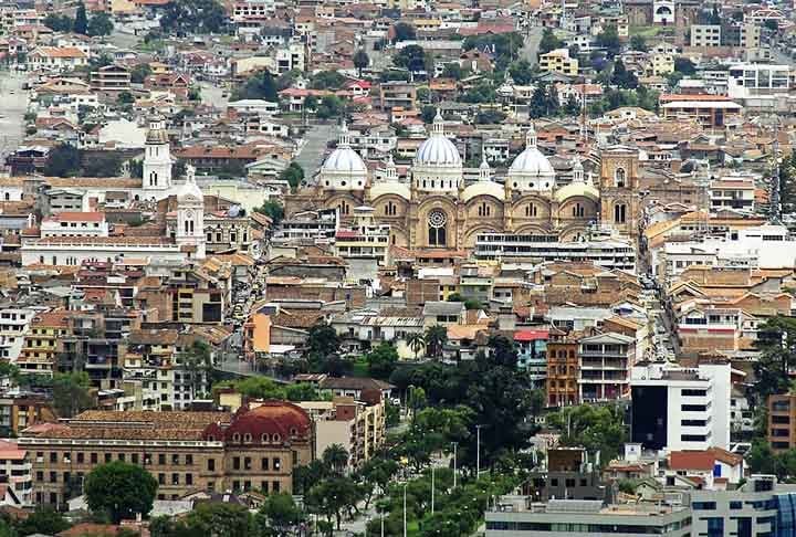 Equador: US$ 470 - Em um dos únicos países sul-americanos que não faz fronteira com o Brasil o dólar americano é a moeda oficial.
