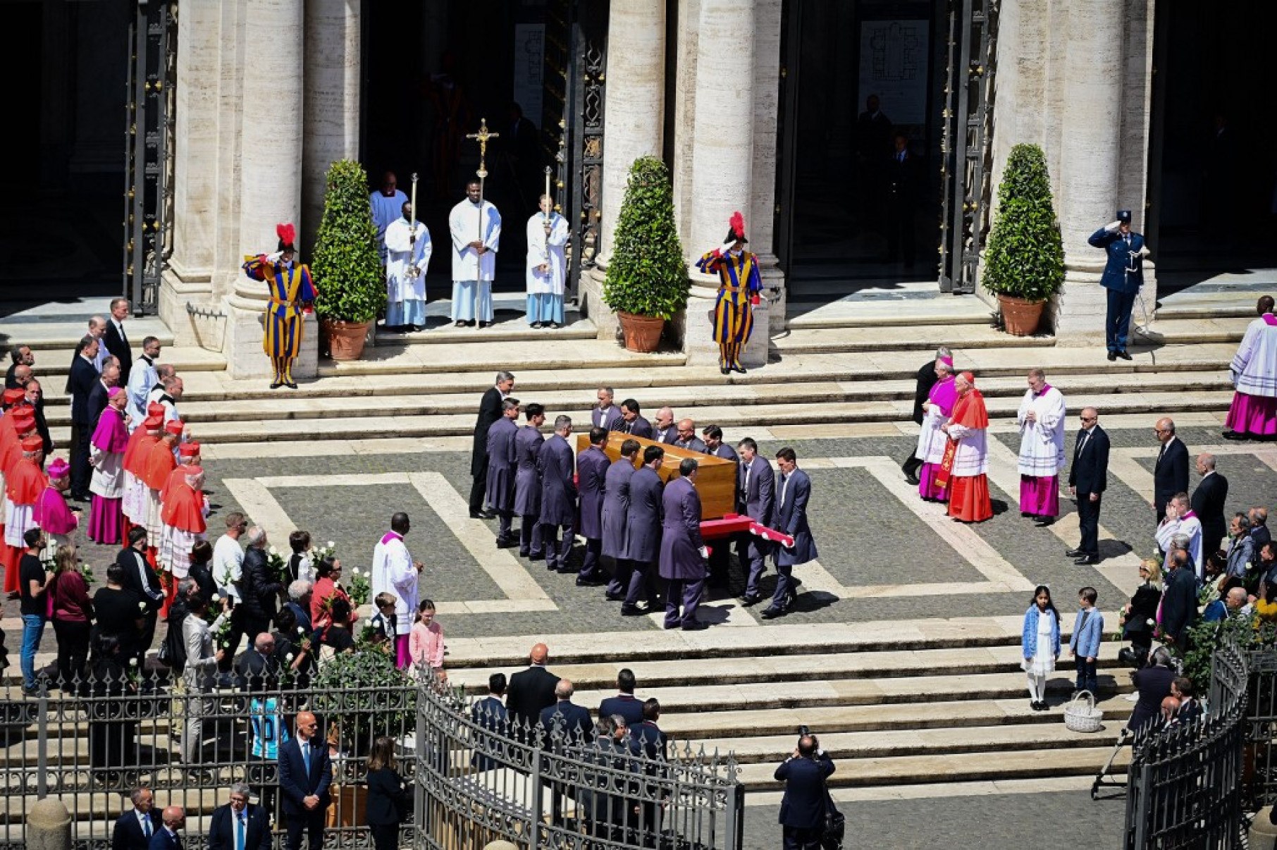 Cortejo leva Francisco à Basílica de Santa Maria Maggiore-Piero CRUCIATTI / AFP