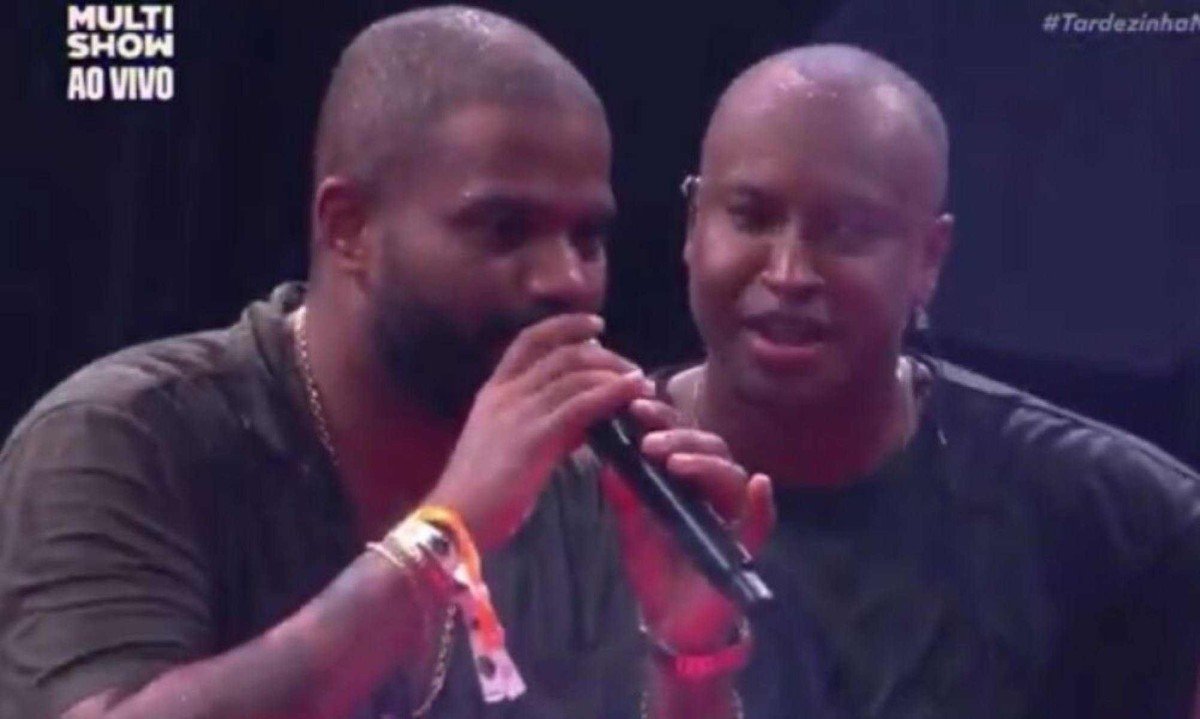 Participação polêmica: Arlindinho aparenta embriaguez no palco do Tardezinha -  (crédito: Tupi - Pablo Oliveira)