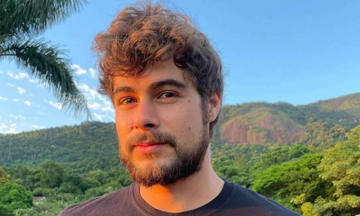 Rafael Vitti recebe DRT provisório no SATED-RJ -  (crédito: Tupi - Pablo Oliveira)