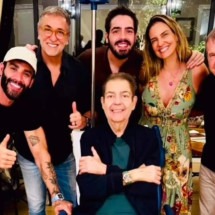Faustão aparece de cadeira de rodas em jantar com Gusttavo Lima - Tupi - Pablo Oliveira