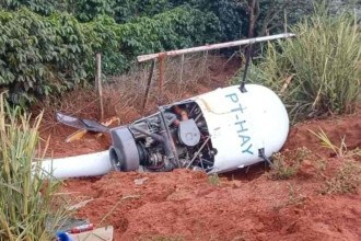 Vídeo: helicóptero cai no Sul de Minas
