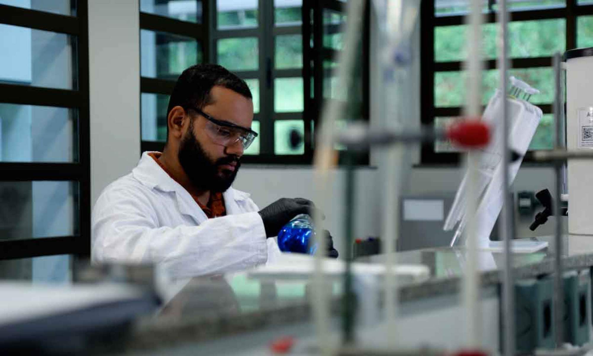 Governo investe R$ 15 milhões em pesquisas tecnológicas de soluções inovadoras para a produção de hidrogênio verde
- (crédito: Divulgação) Governo investe R$ 15 milhões em pesquisas tecnológicas de soluções inovadoras para a produção de hidrogênio verde
- (crédito: Divulgação)