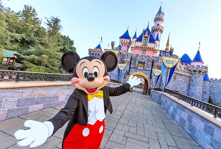 Além do complexo na Califórnia, Disney tem outros cinco parques de diversões pelo mundo. Veja quais são: -Reprodução Disneyland Park