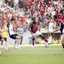 Atuações do Corinthians contra o Flamengo. Um dia para esquecer - Adriano Fontes