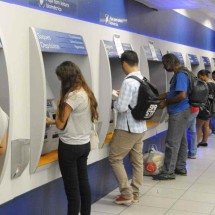 Grupo é preso suspeito de aplicar golpes em agências da Caixa em BH - Marcos Vieira/EM/D.A Press