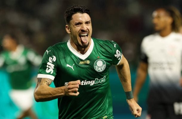 PIQUEREZ - Como ala ou lateral, não encontrou opções com quem dialogar. Tentou muitos cruzamentos para a área. Atrás, ficou atento com Ademir - NOTA: 5,5 - Foto: Cesar Greco/Palmeiras 