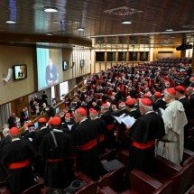 Cardeais se reúnem para definir data do conclave que escolherá sucessor de Francisco - Mario Tomassetti /VATICAN MEDIA /AFP