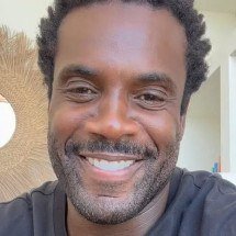 Ator é internado após consumo excessivo de energético - Tupi - Pablo Oliveira