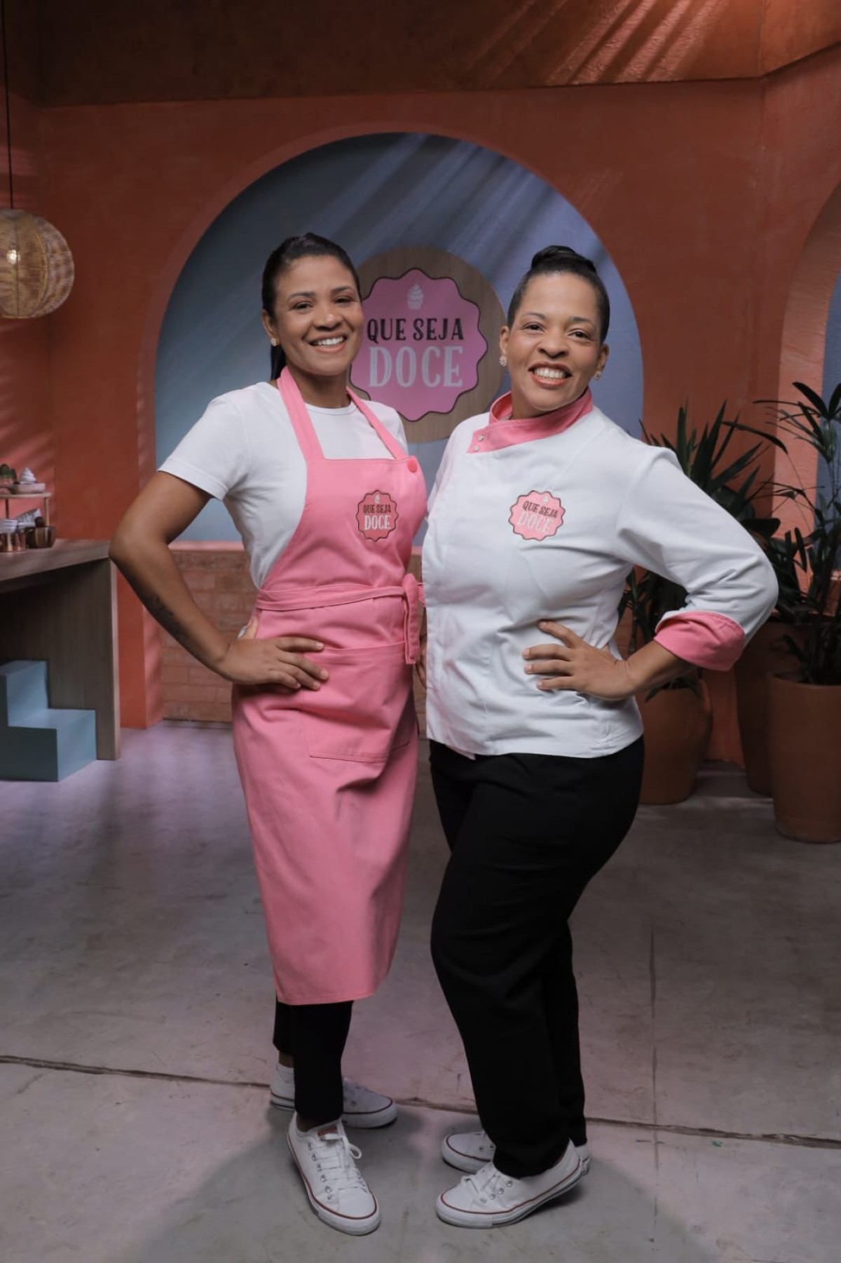 Danielle Teixeira inscreveu Ana Valentim, sua irmã, de surpresa no programa Danielle Teixeira inscreveu Ana Valentim, sua irmã, de surpresa no programa