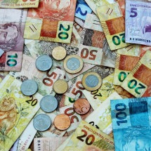 Todas as moedas oficiais do Brasil, desde o Real Português até o Real atual - Joel Fotos/Pixabay