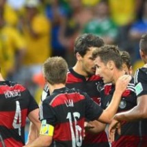 Alemão titular no 7 x 1 exalta astro da Seleção: &#8216;Incrivelmente difícil de marcar&#8217;