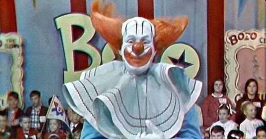  Bozo - Criado em 1946 por Alan Livingston nos EUA, apareceu na TV em 1949. Seu primeiro intÃ©rprete foi Vance Colvig, dublador oficial do pateta. O Programa do Bozo tambÃ©m foi exibido em outros paÃ­ses, inclusive no Brasil (SBT), onde 15 atores jÃ¡ personificaram o palhaÃ§o. 
