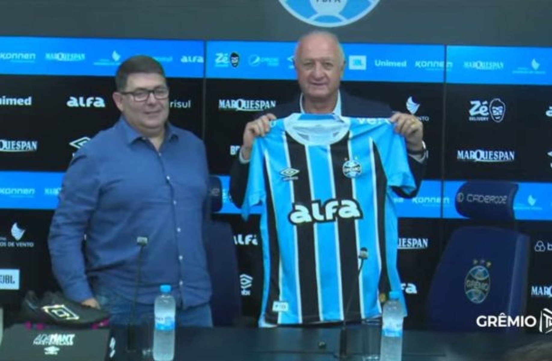 Felipão explica retorno ao Grêmio: ????? carinho, é amor, é tudo na vida???