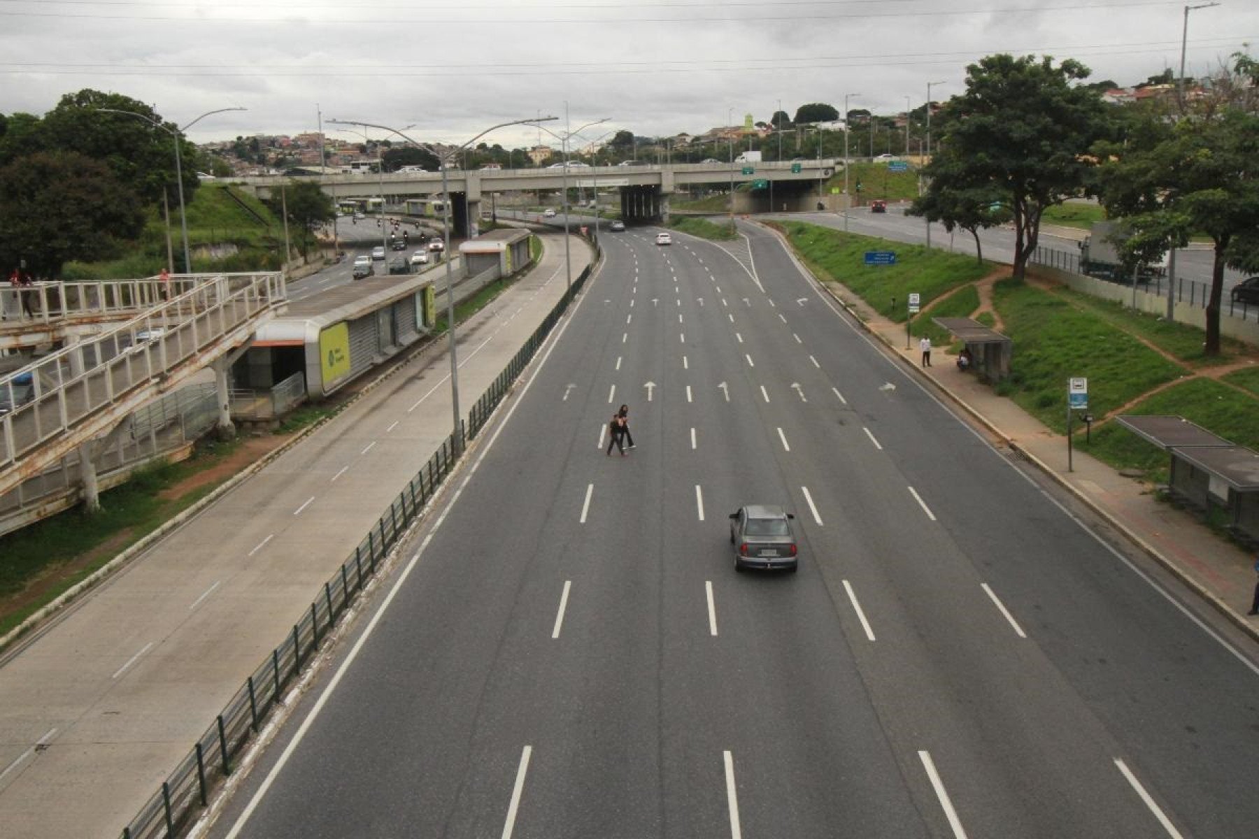 Em quarto lugar, a Avenida Cristiano Machado tem 11,555 quilômetros 