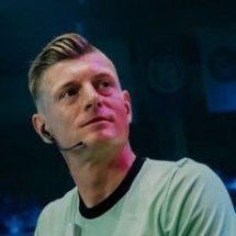 Campeão do mundo se aventura como árbitro em liga de fut7 - No Ataque Internacional