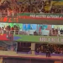 Casal protagoniza cena quente em camarote da Sapucaí durante ensaio técnico; veja o vídeo - Tupi - Pablo Oliveira