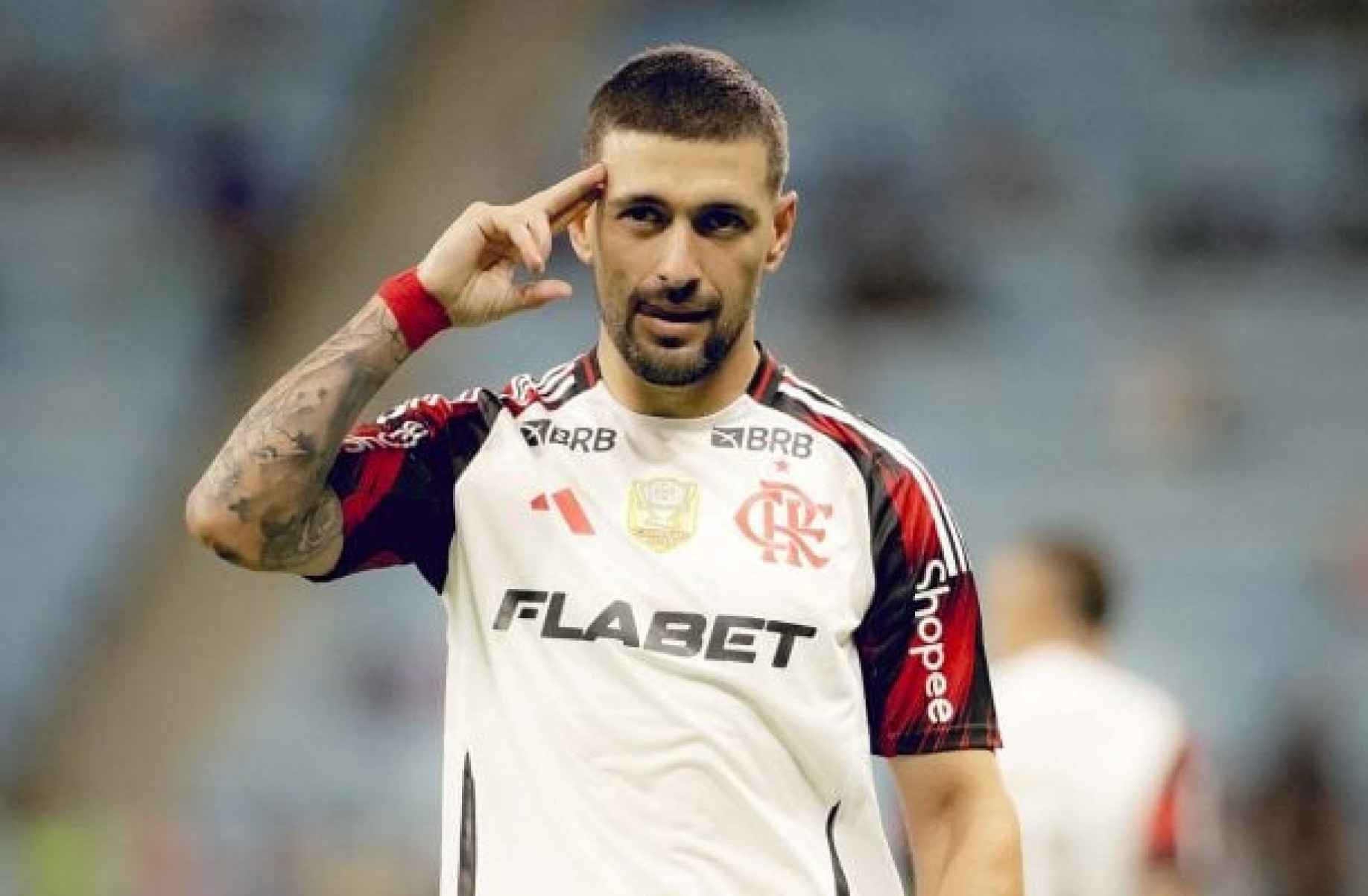 Flamengo mantém cautela sobre renovação com Arrascaeta Flamengo mantém cautela sobre renovação com Arrascaeta