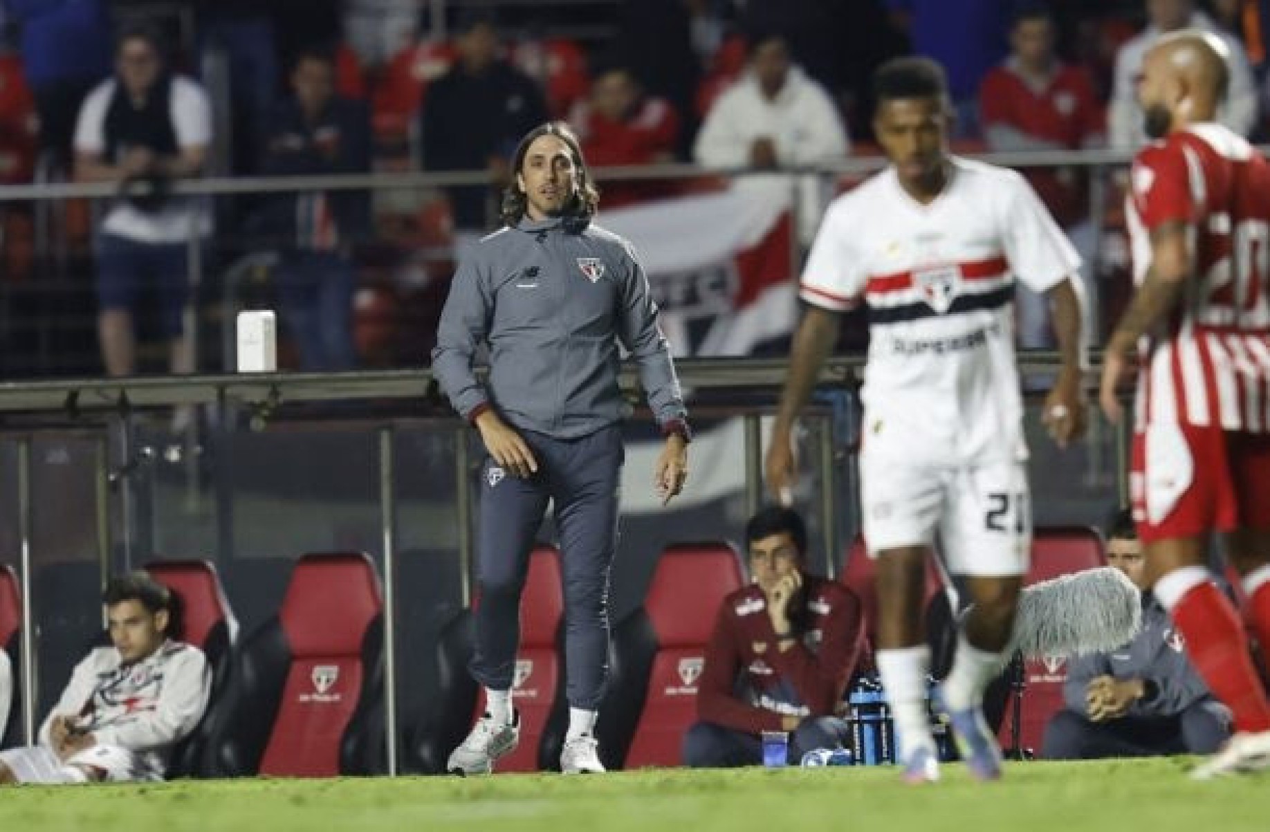 Zubeldía acredita que São Paulo poderia ter feito mais e destaca momento do grupo