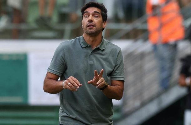 TÉC: ABEL FERREIRA - O sistema defensivo funcionou e o time saiu do Castelão com um grande resultado. Fez alterações pontuais na equipe no momento em que o Ceará era melhor no jogo e o Palmeiras conseguiu segurar o placar de 1 a 0. NOTA 7,0 - Foto: Cesar Greco/Palmeiras