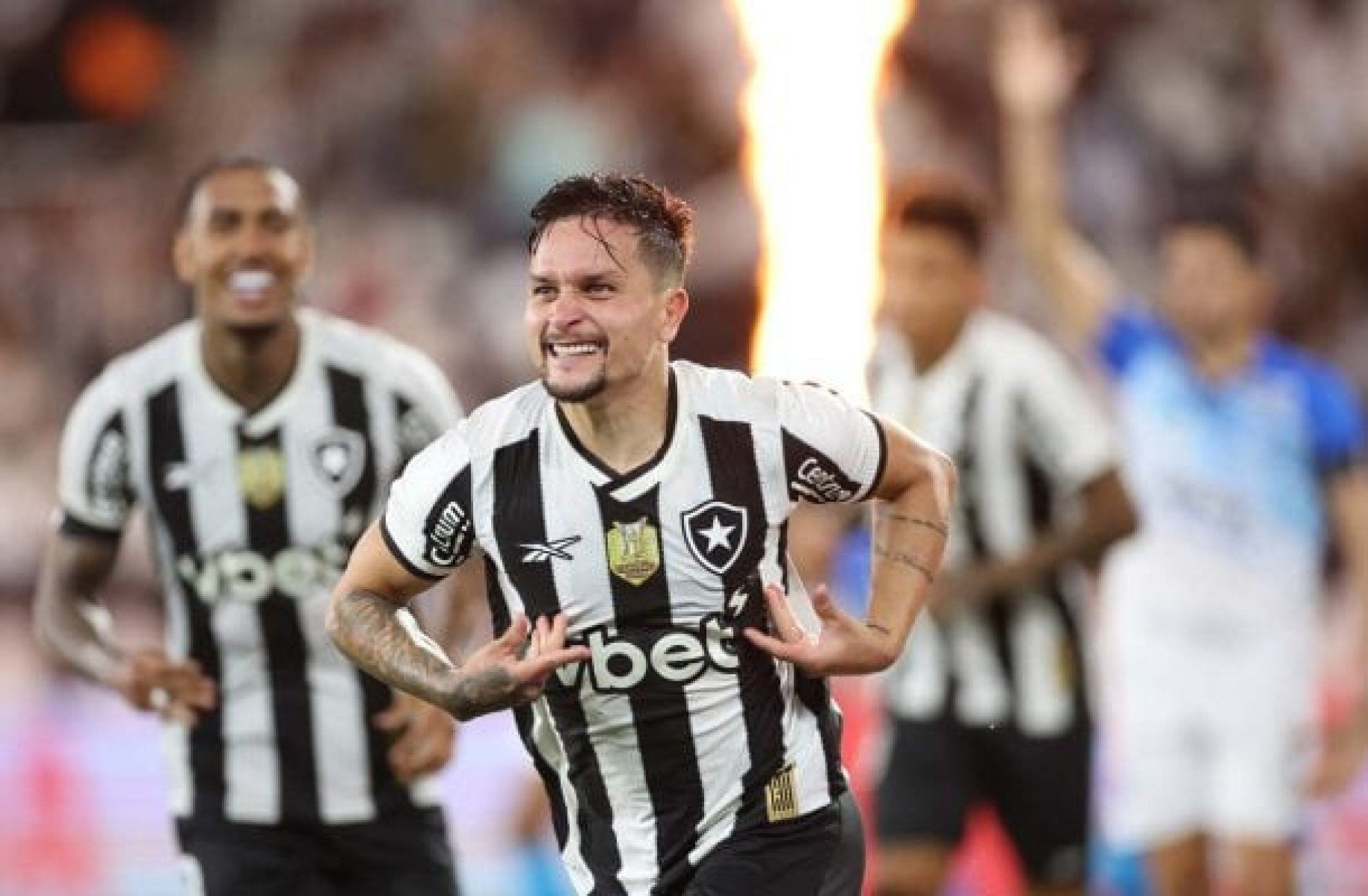 Botafogo goleia o Capital-DF e encaminha classificação na Copa do Brasil
