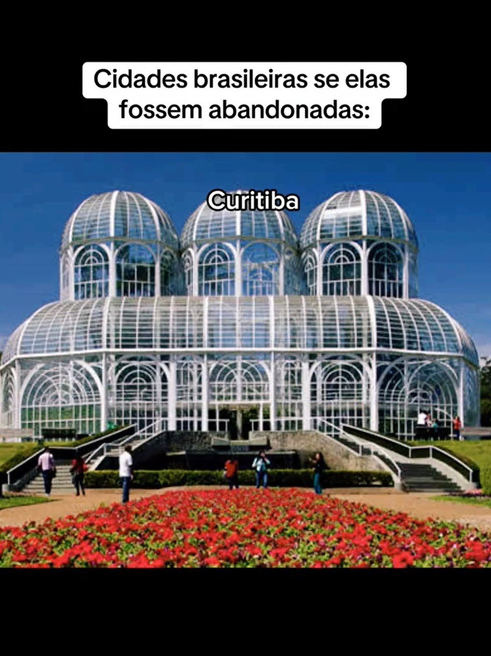 Representando o Sul do paÃ­s, a imagem de Curitiba Ã© do Jardim BotÃ¢nico da cidade. O ponto turÃ­stico tem o formato de uma estufa tropical, com trÃªs cÃºpulas. AlÃ©m de uma Ã¡rea arborizada com trilhas e um jardim sensorial. 