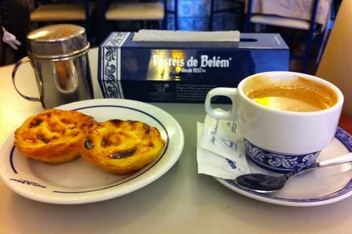 A receita ganhou diversas versões em Portugal e em outros países, como Brasil, Macau, Hong Kong, Singapura e Taiwan, sendo difundida globalmente.