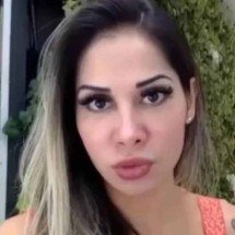 Maíra Cardi faz ritual em construção de sua mansão e enterra objetos; entenda - Tupi - Pablo Oliveira