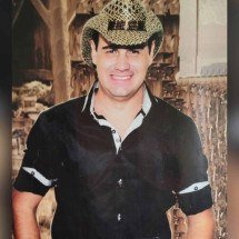 Aos 46 anos, cantor sertanejo morre após ser esmagado por ônibus - Tupi - Pablo Oliveira