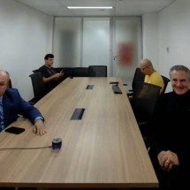 Fernando Collor, ex-senador e ex-presidente da República, durante audiência de custódia na sexta-feira (25)  -  (crédito: Reprodução/STF)