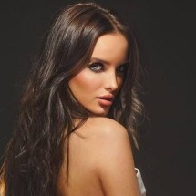 Ex-atriz mirim faz revelação chocante sobre perseguição de stalker há anos - Tupi - Pablo Oliveira