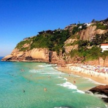 Pesquisa aponta praias brasileiras poluídas por microplásticos - wikimedia commons VinnyWiki