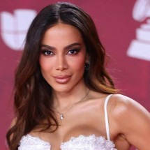 Temporal, apagão e um pedido inusitado: bastidores do ensaio de Anitta - Tupi - Pablo Oliveira
