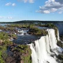 Cachoeiras e cataratas deslumbrantes em diferentes partes do planeta - willian hludke pixabay