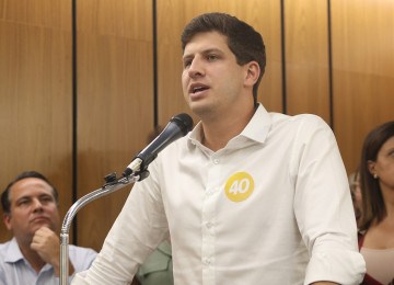 O presidente da Executiva nacional do PSB e prefeito de Recife, João Campos, quer repaginar a legenda para liderar a centro-esquerda pós-Lula -  (crédito: Marcos Vieira /EM/D.A Press)