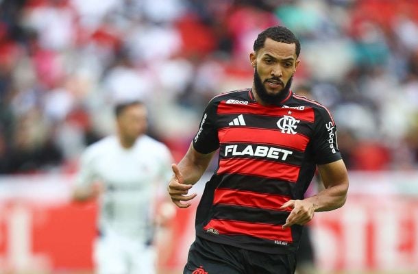 JUNINHO - Não entrou bem e perdeu uma grande chance furando sozinho na área. Porém, participou do gol da vitória ao cabecear bonito para defesaça do goleiro. NOTA 6.0 - Foto: Gilvan de Souza/Flamengo
