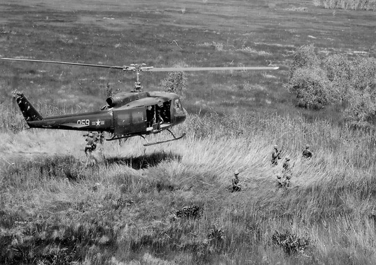 Durante a guerra, o delta foi um terreno difÃ­cil e traiÃ§oeiro, tanto para as forÃ§as vietnamitas quanto, claro, para os soldados americanos. A Guerra do VietnÃ£ foi entre 1955 e 1975.