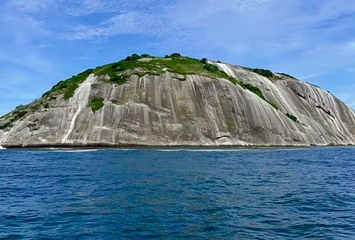Além disso, também foi anunciado o primeiro trecho oceânico da Trilha Transcarioca, considerada a maior trilha urbana da América Latina, que agora se estende até a Ilha Comprida, uma das quatro principais ilhas do arquipélago. 