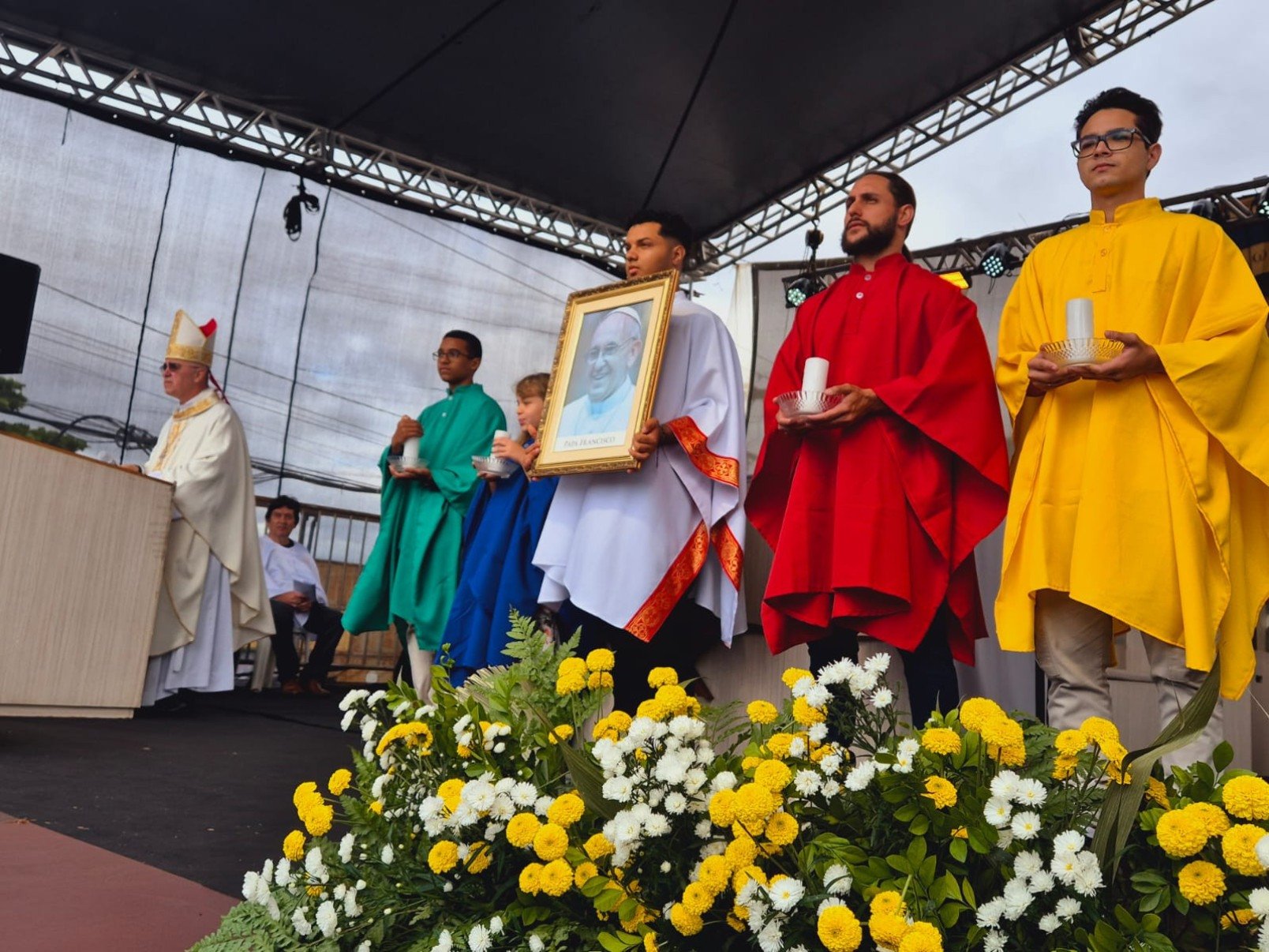 Missa do Trabalhador contou com homenagens ao Papa Francisco-Jair Amaral/EM/DA Press