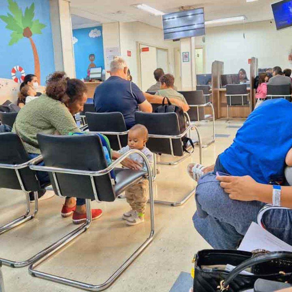 O que levou Minas a declarar emergência na saúde