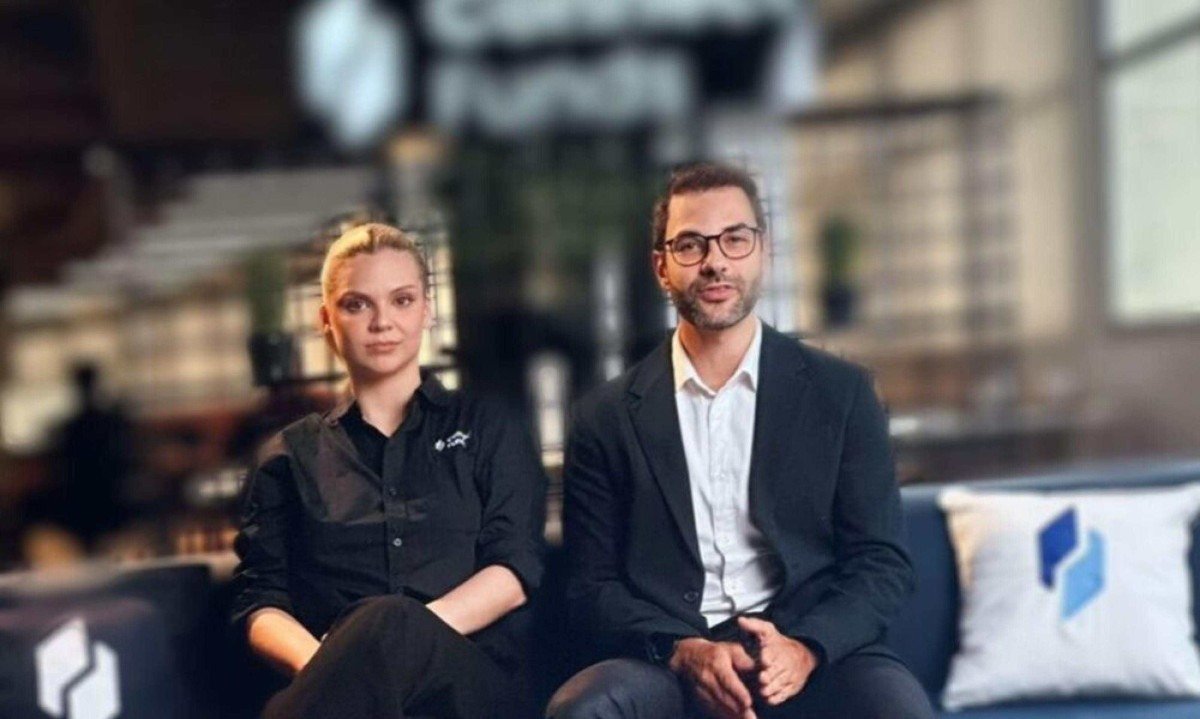 Brasileiros descobrem o novo “trabalho dos sonhos”: operar na bolsa internacional sem investir do próprio bolso -  (crédito: Tupi - Pablo Oliveira)