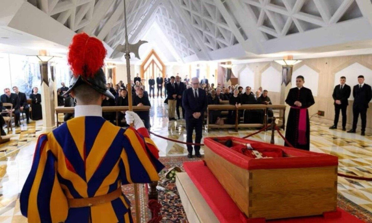 Vaticano abre velório de Francisco para visitação pública a partir desta quarta -  (crédito: Tupi - Pablo Oliveira)