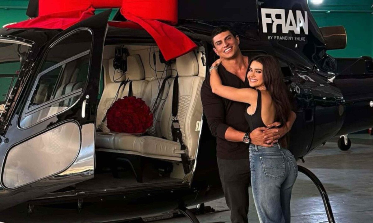 ApÃ³s ganhar anel de 5,1 mi, Franciny Ehlke ganha helicÃ³ptero do noivo bilionÃ¡rio -  (crédito: Tupi - Pablo Oliveira)