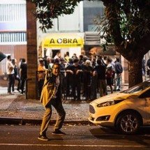 BH: Porta icônica do bar 'A Obra' será leiloada em evento beneficente - Foto: Acervo Pessoal