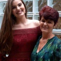 Camila Queiroz responde críticas após revelação sobre mãe manicure: “Narrativa distorcida” - Tupi - Pablo Oliveira