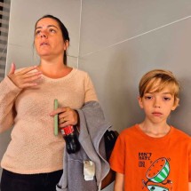 Luciana Megale percebeu que o filho Benício começou a respirar com dificuldade. Sem histórico de bronquite, ele estava com tosse carregada há uma semana Luciana Megale percebeu que o filho Benício começou a respirar com dificuldade. Sem histórico de bronquite, ele estava com tosse carregada há uma semana