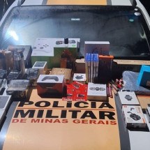 Motorista é flagrado com R$ 20 mil em produtos do Paraguai sem nota fiscal - PMRv/Divulgação