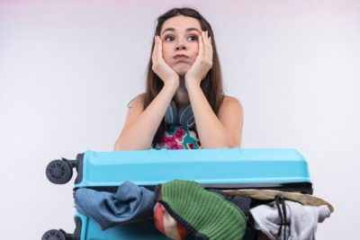 Entender como evitar excesso de bagagem garante uma viagem mais confortável e até segura -  (crédito: Freepik)
