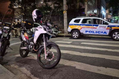 À reportagem do Estado de Minas, moradores da região afirmaram que por volta das 19h50 viram a vítima e o suspeito discutindo -  (crédito: Thiago Bonna / EM / D.A Press)
